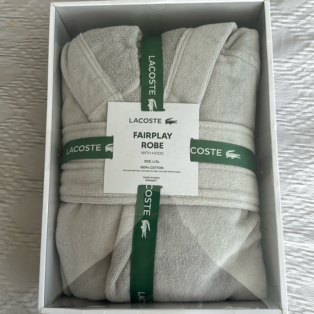 Lacoste FairPlay robe BNWT